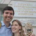 100