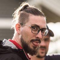 Олег Старостин