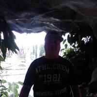 Сергей Карлов