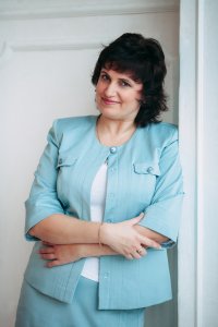 Елена Любутина