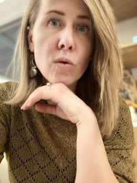 Александра Петрова